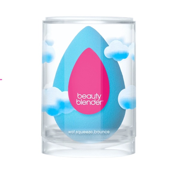 beautyblender Other - 5/$25❣️Beautyblender Makeup Sponge Topaz Sky
